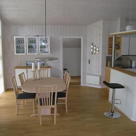 Tatil Evi Three-bedroom Holiday In *